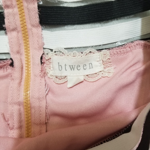 **CLEARANCE** Black, White, and Pink Pleated Skirt - Picture 8 of 8